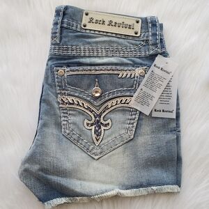 BRAND NEW WITH TAGS Rock Revival "Jelina" Shorts